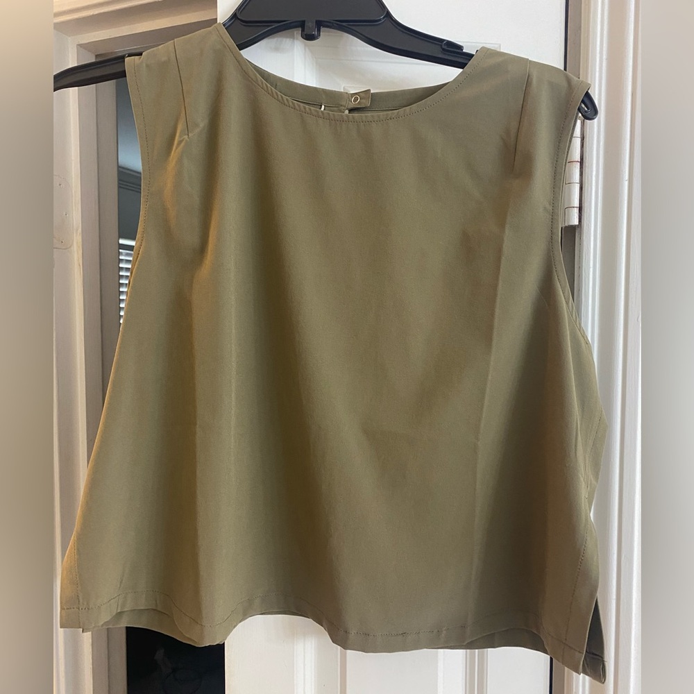 Wayre Boxy Shift & Snap Tank Fern Green size Medium